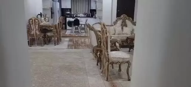 یک واحد 106 متری نوساز