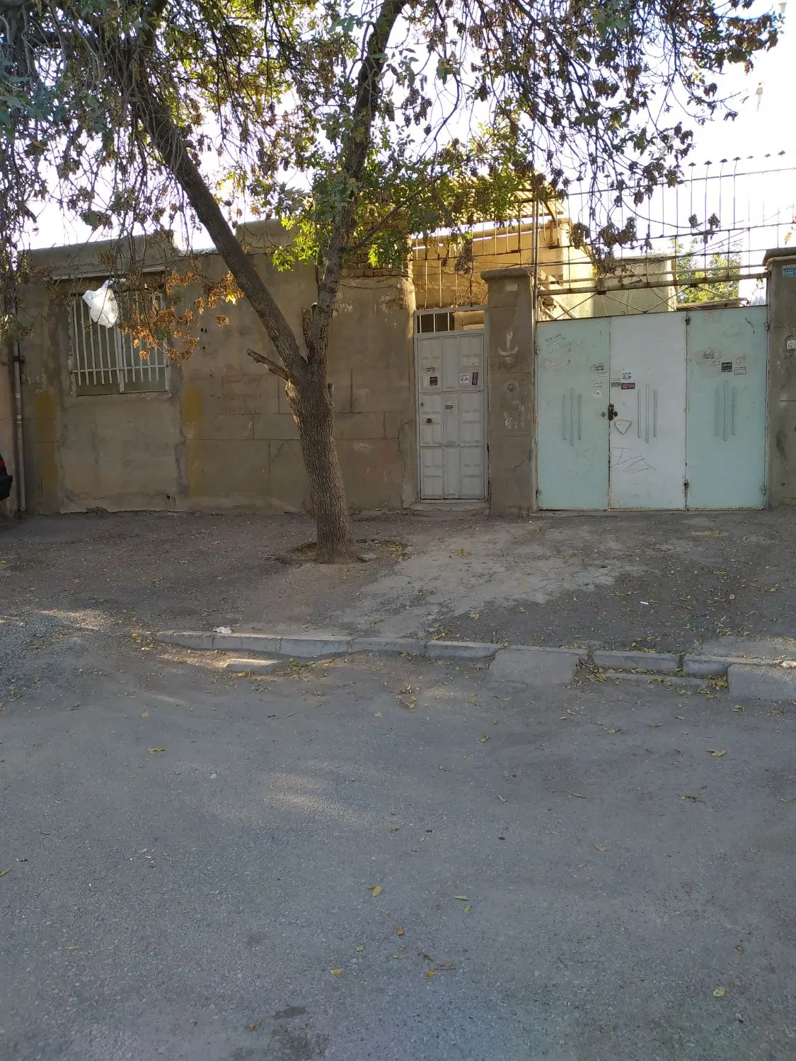 ساختمان ۲۰۰متری دولت آباد