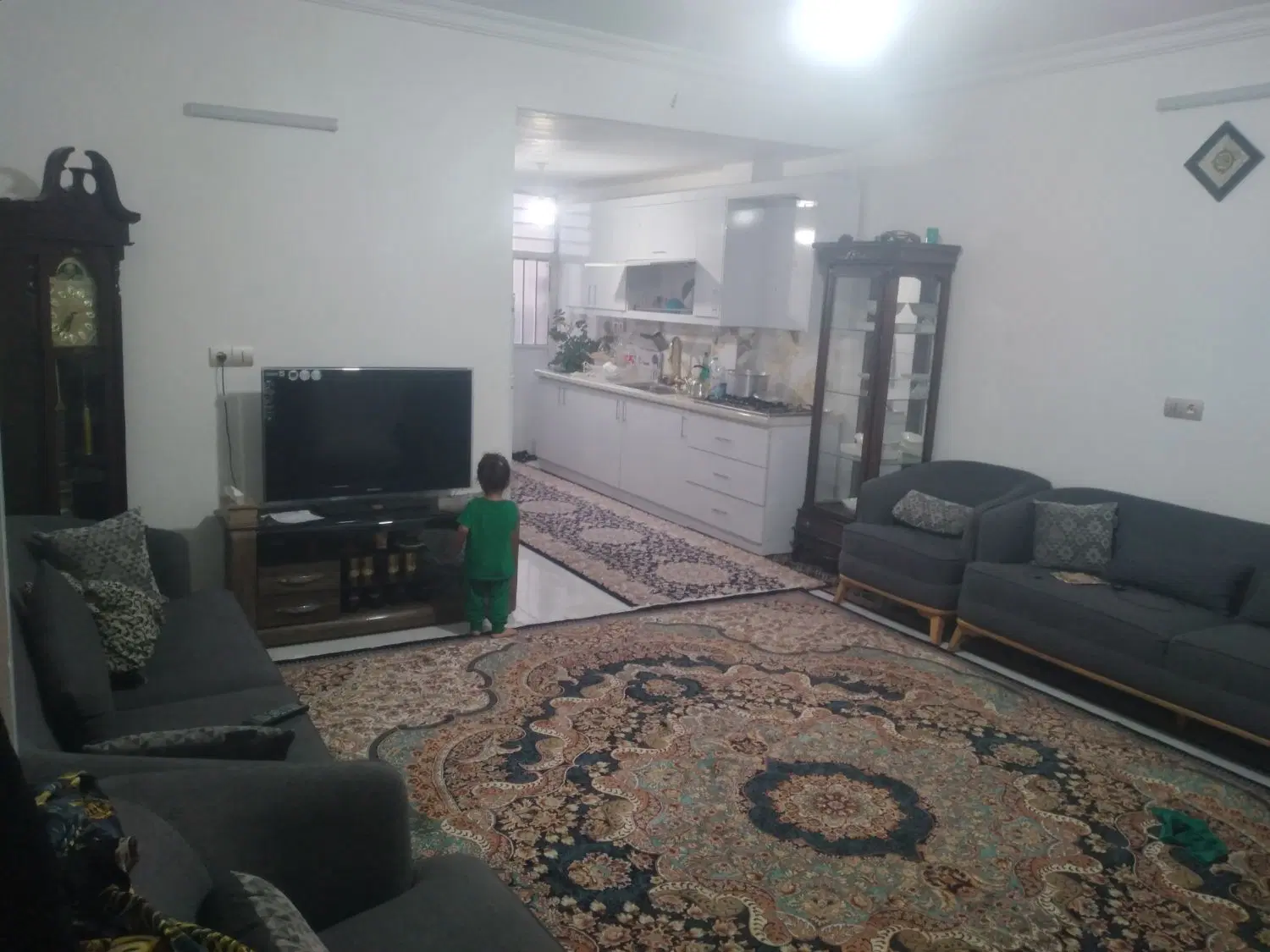 فروش یک واحد اپارتمان طبقه دوم منزلاباد