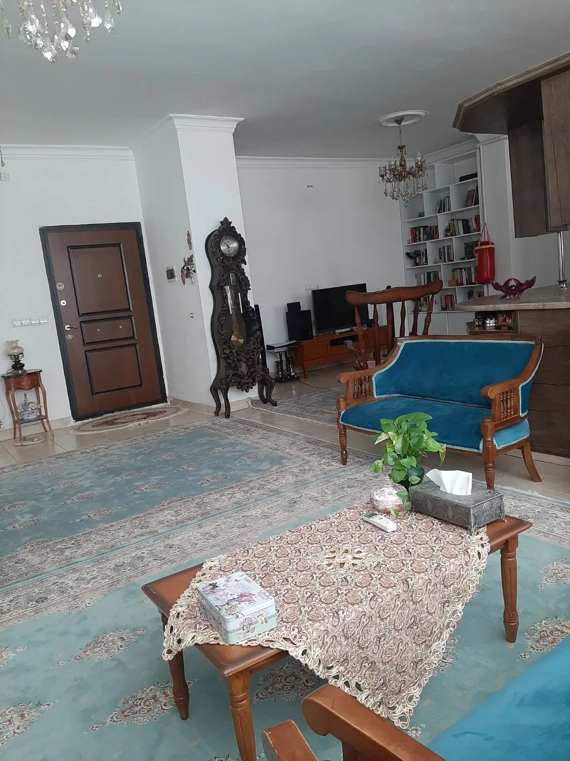 واحد 105 متری سعدی