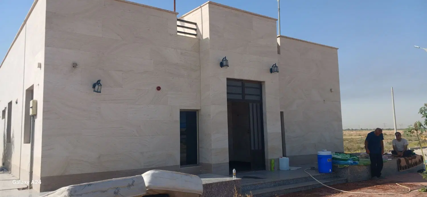 ۱۳۳ متری طبقاتی