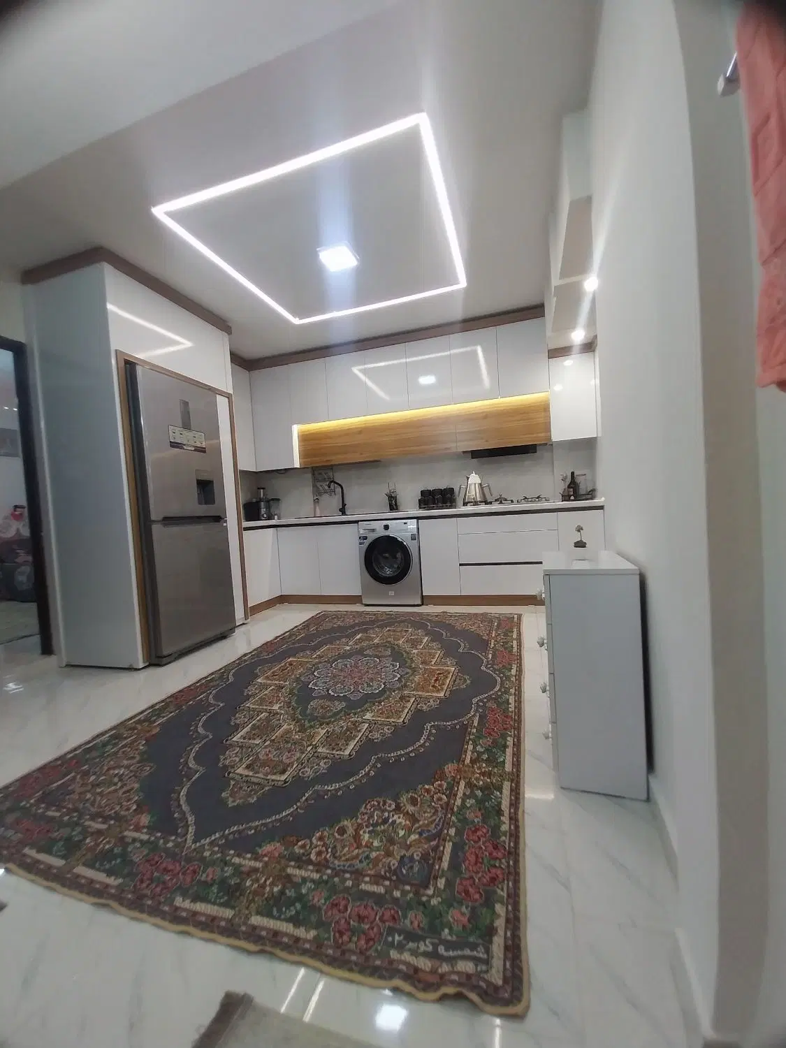 آپارتمان ۱۴۰ متری مخصوص خاص پسندان