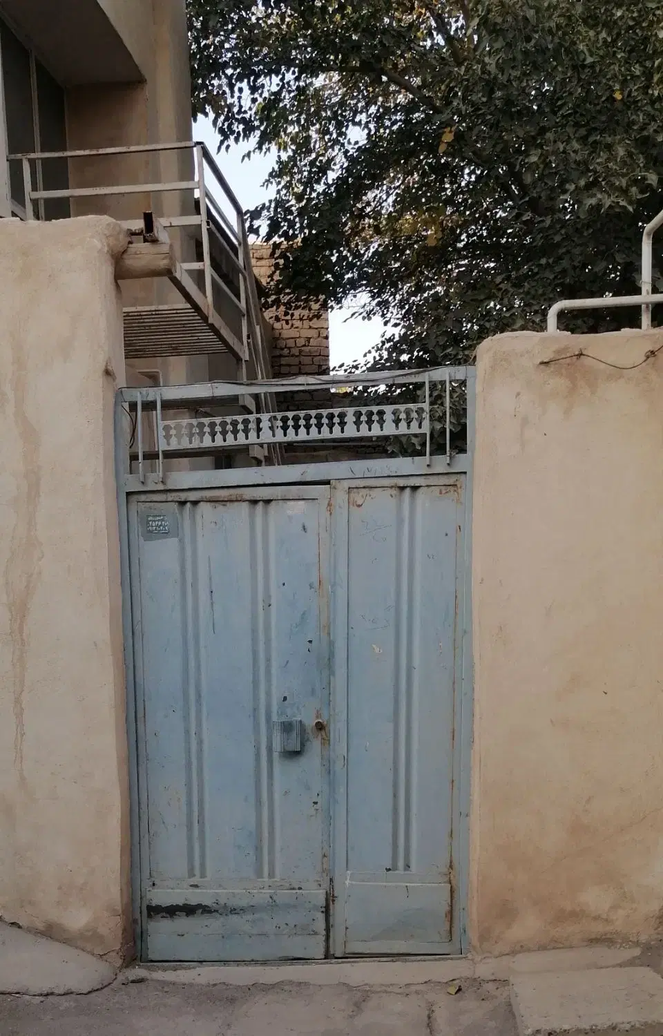 خانه قدیمی ساز خورزوق خیابان باهنر