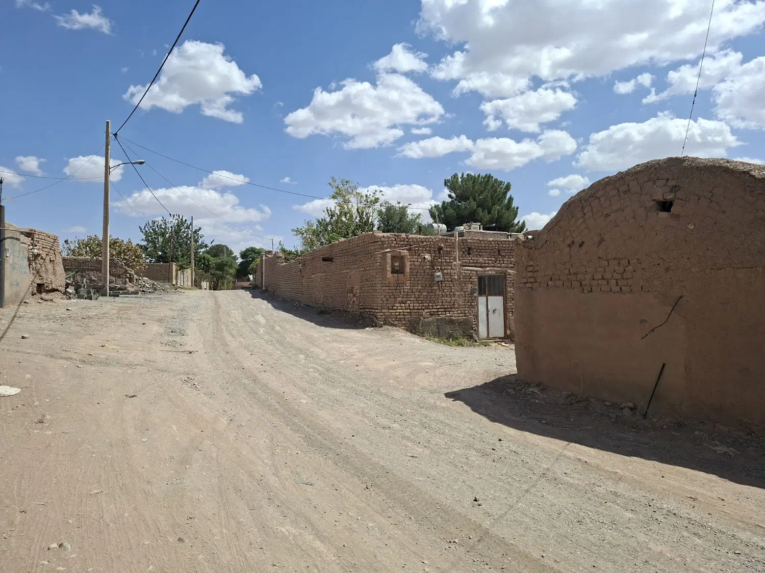 زمین فروشی در ابارش