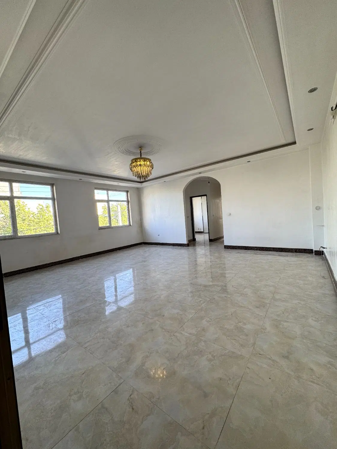 آپارتمان ۱۲۵ متری تک واحدی