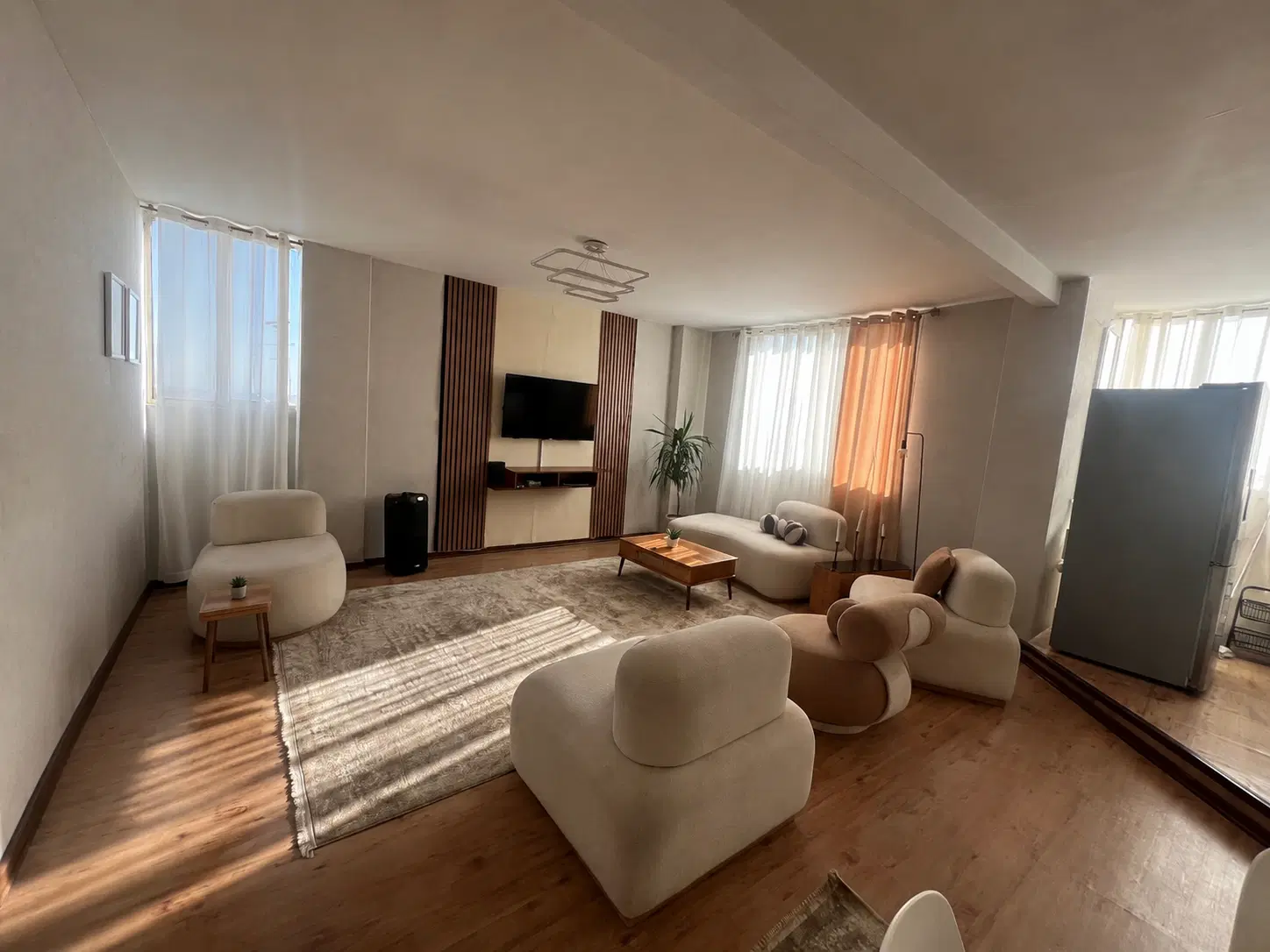 ۷۳متر با پارکینگ اختصاصی خیابان داریوش