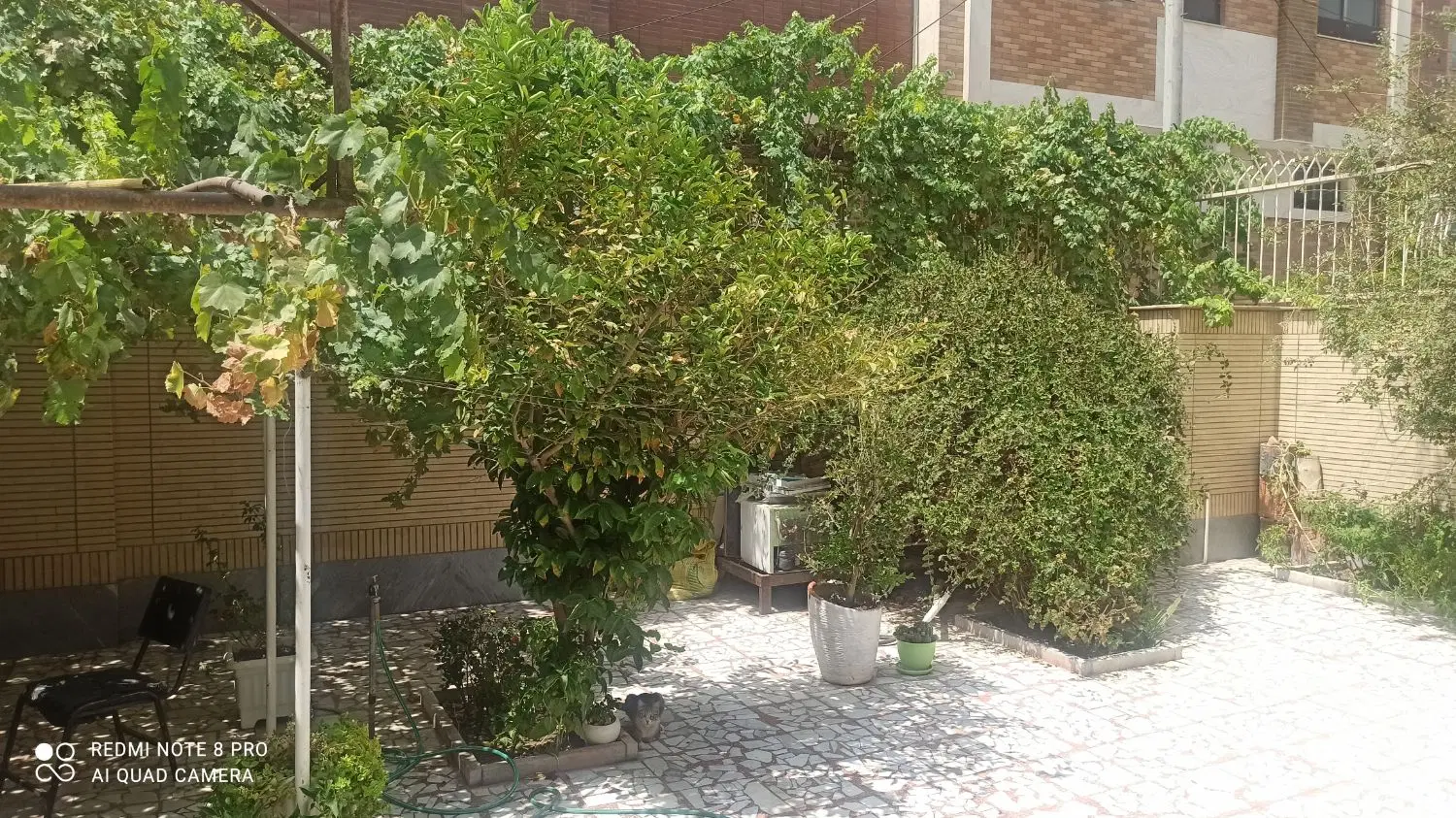 ویلایی سه واحدی قابل سکونت ارتفاع ۴ خ کاشانی
