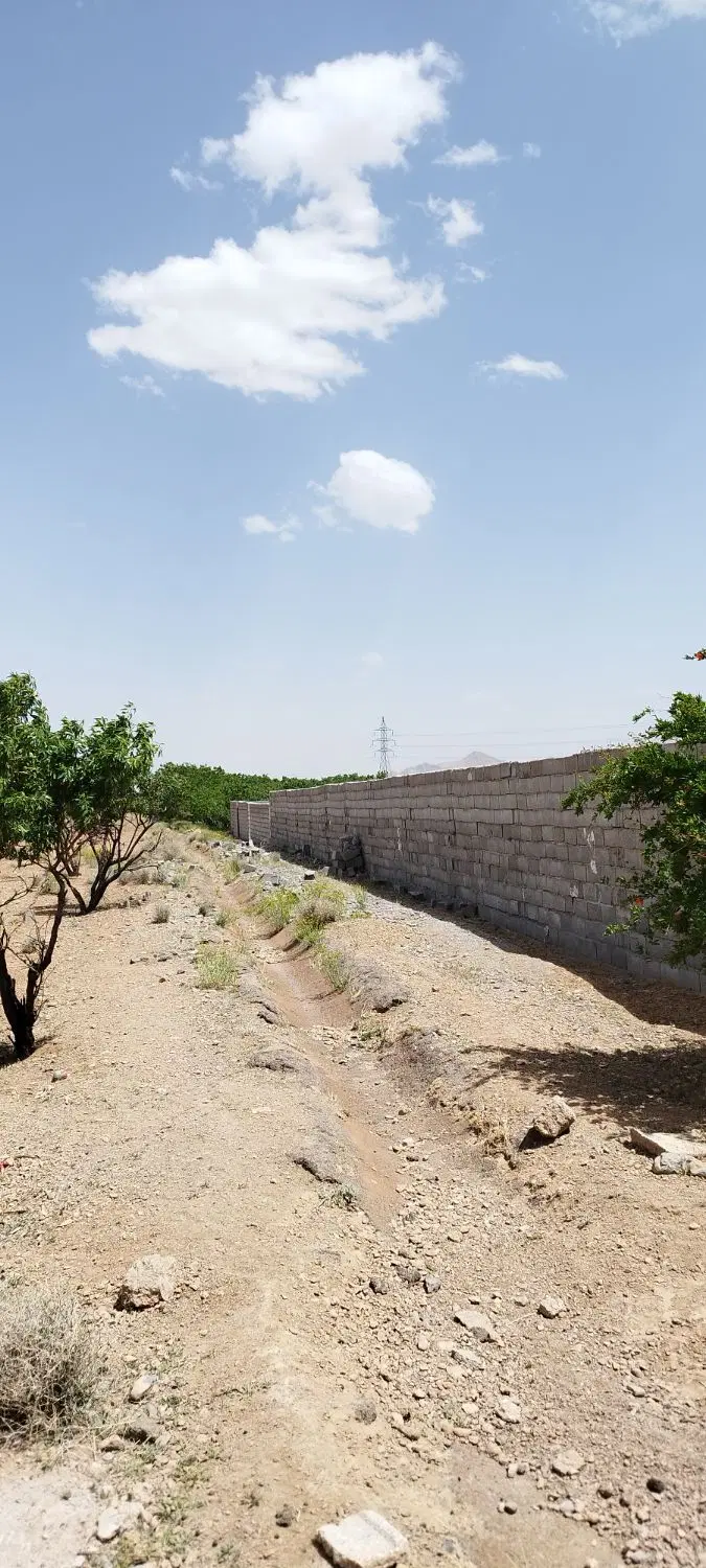زمین ۵۰۰ متری ۴ دیواری