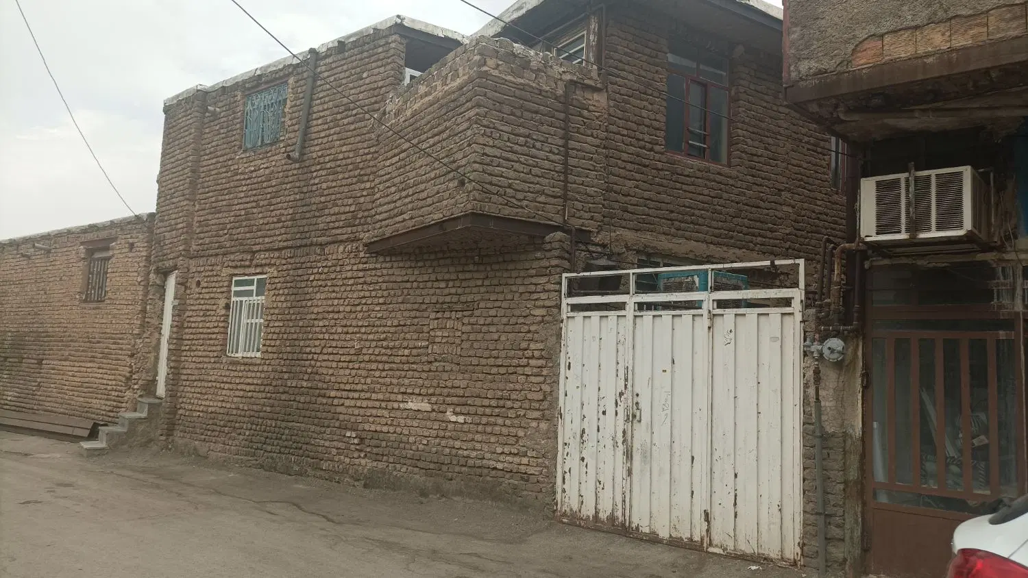 خانه دوطبقه