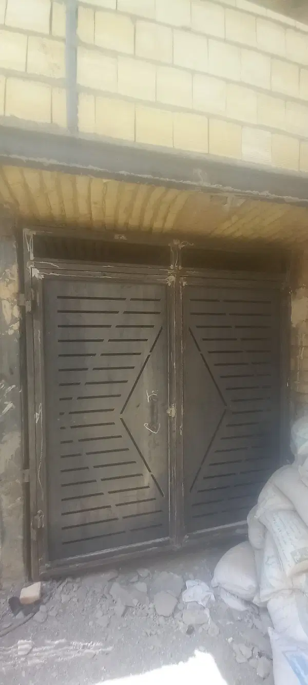 خونه پشت قواره کوچه ۶ متری