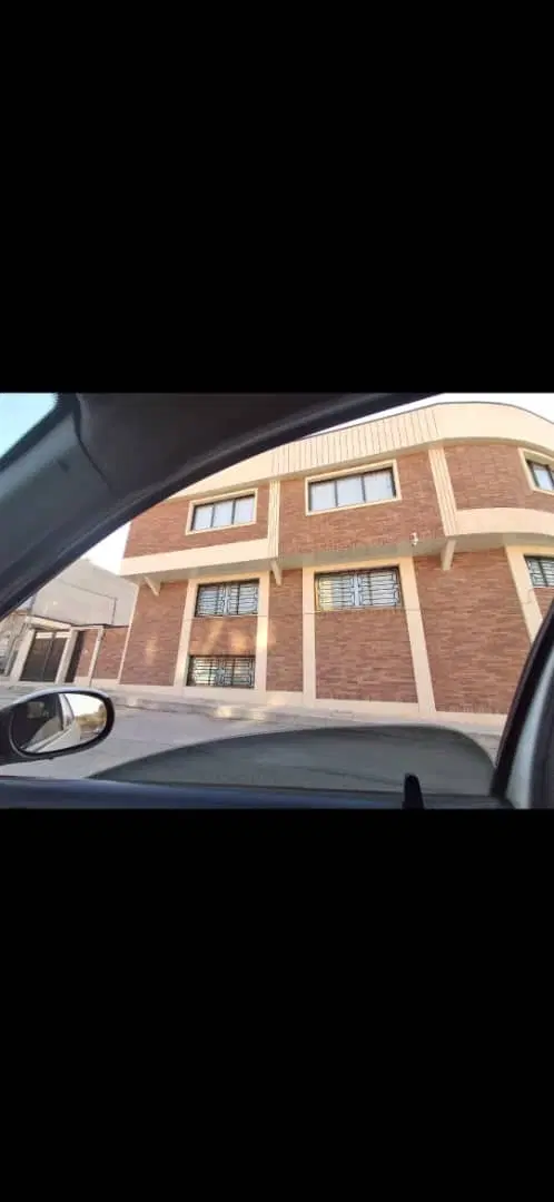 اپارتما ن۱۲۰ متری درمجتمع شهیدرجایی