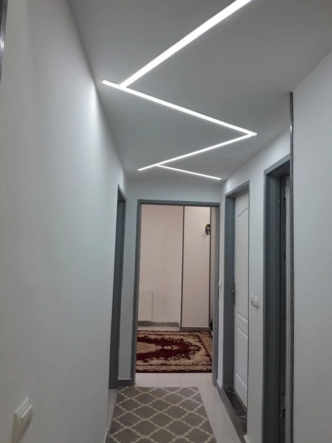 ۹۲ متری طبقه اول فول لاکچری
