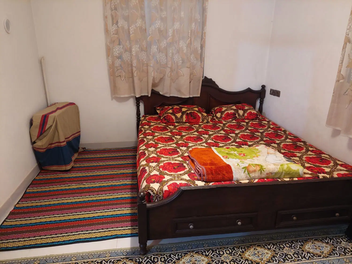 ویلا نزدیک به ساحل واقع در انزلی کوی آزادگان