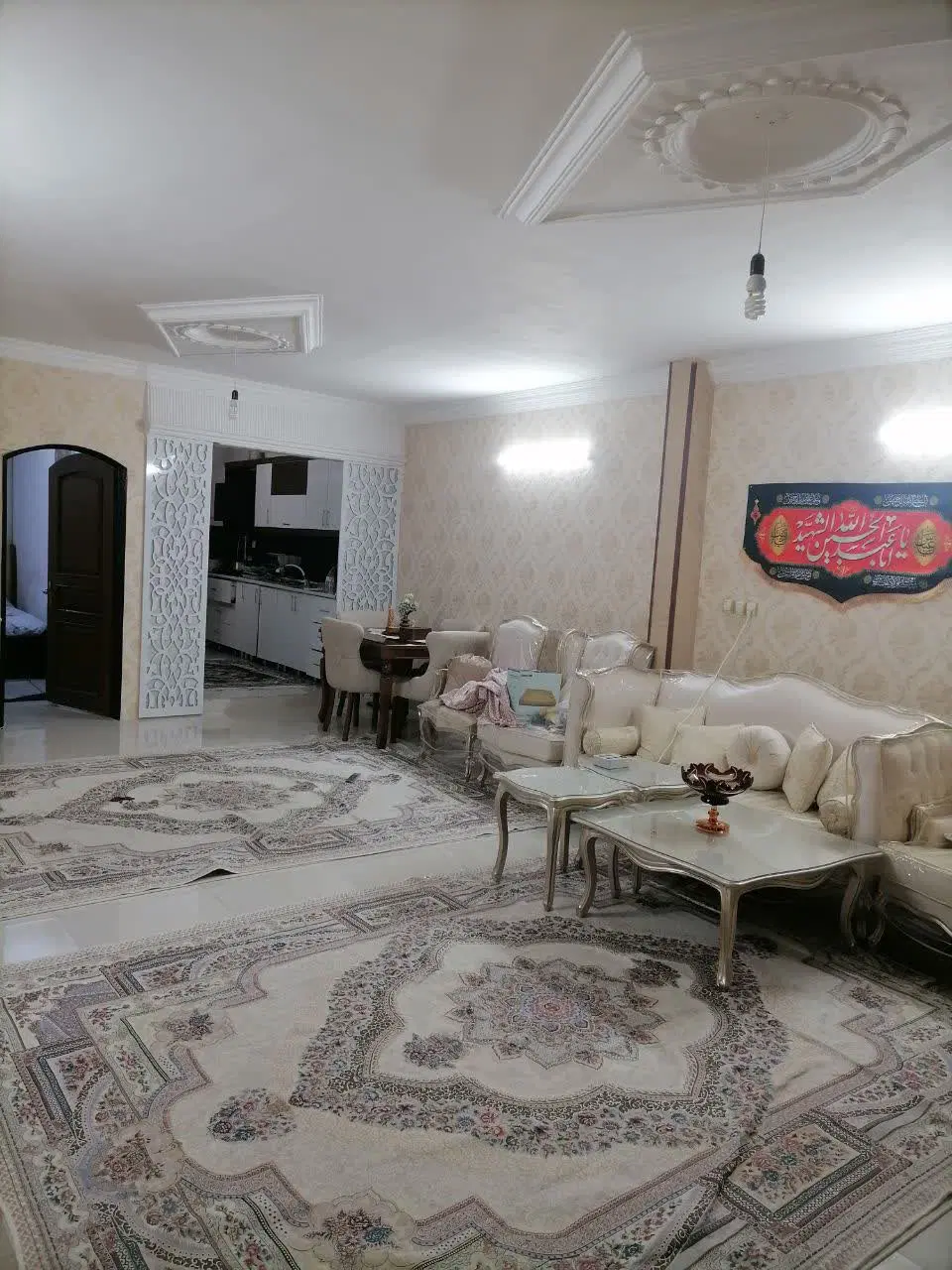 120متر دوخواب طبقه اول پارکینگ اختصاصی