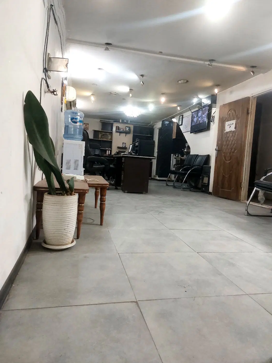 اجاره مغازه‌ اهن مکان
