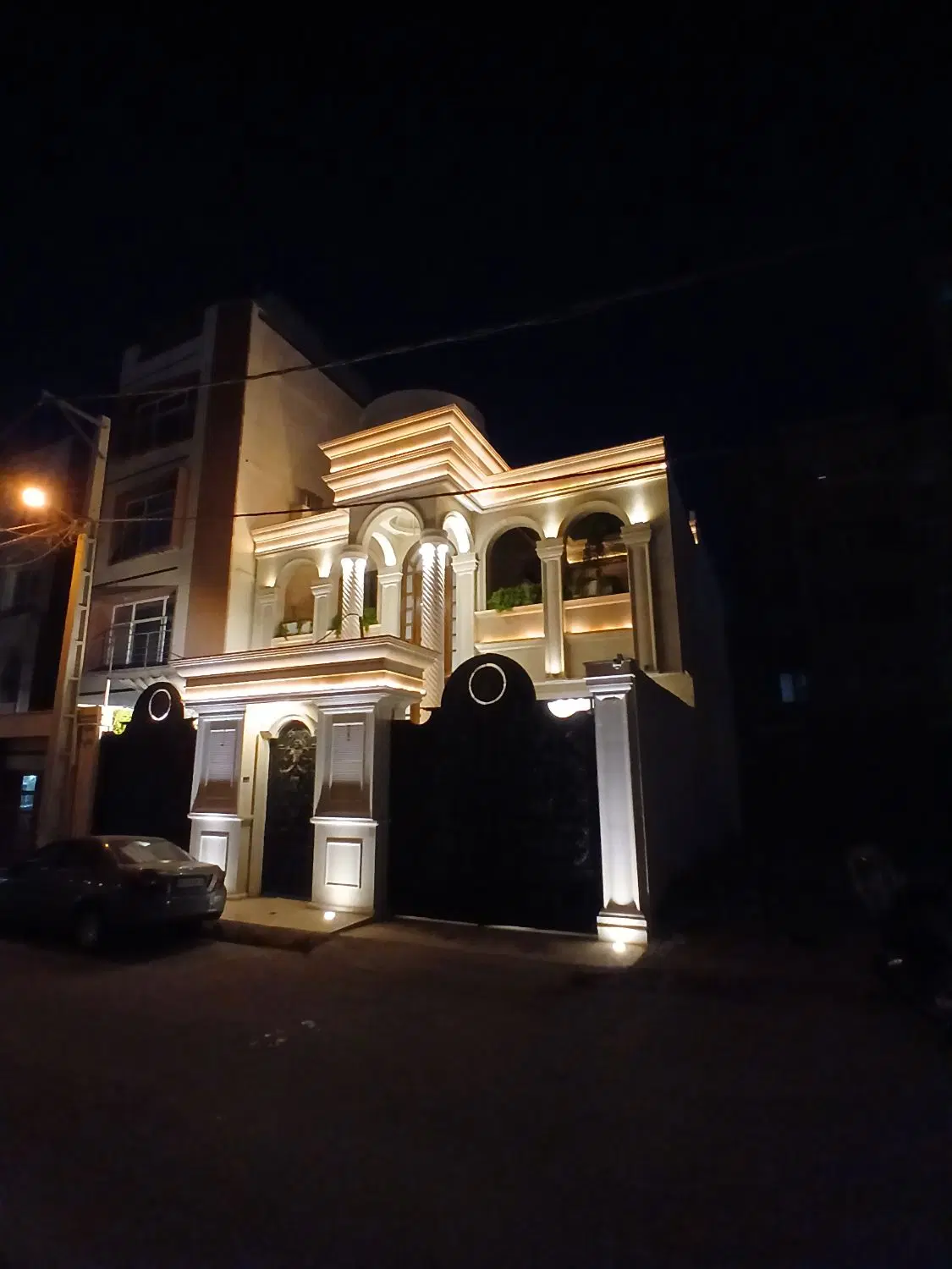زمین برخیابان اصلی۵۰متربرخودزمین