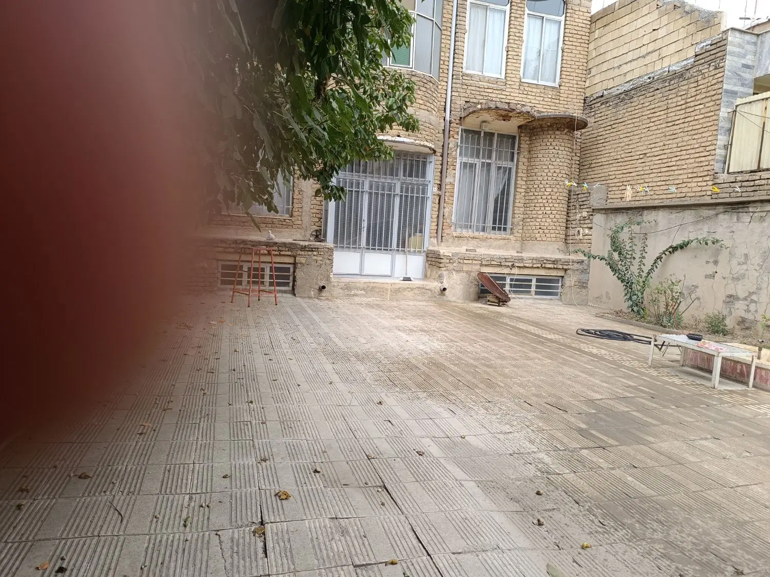 ویلایی شمالی ۲۷۵متر مسکن بلوارگلها ایستگاه کارگران