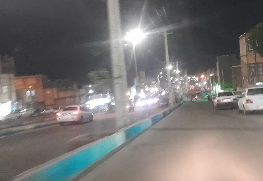 حیاط در خیابان آل هاشم