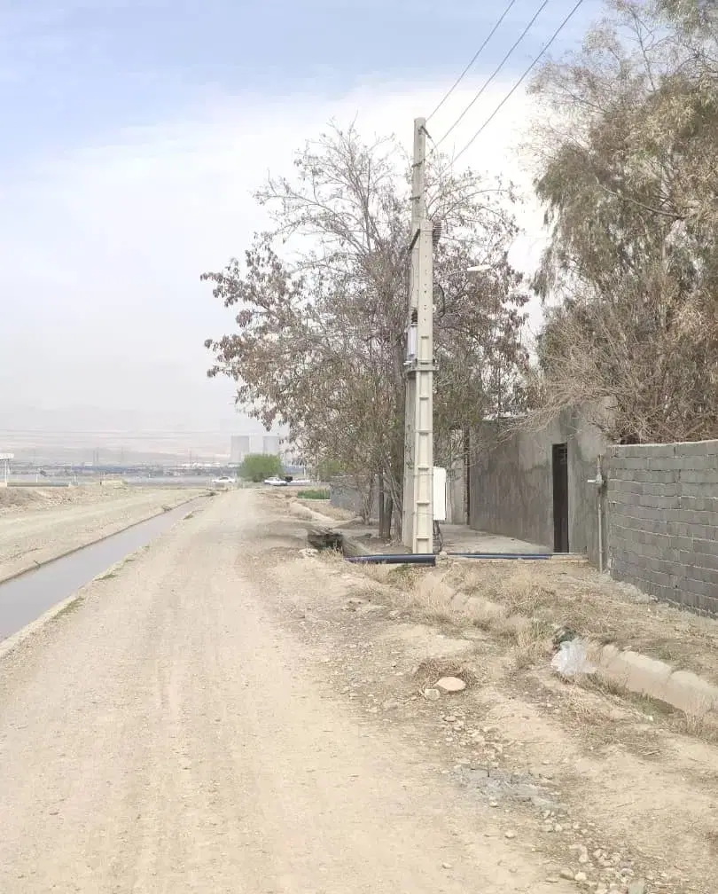 زمین چهاردیواری 4000 متر سند دار تک برگ