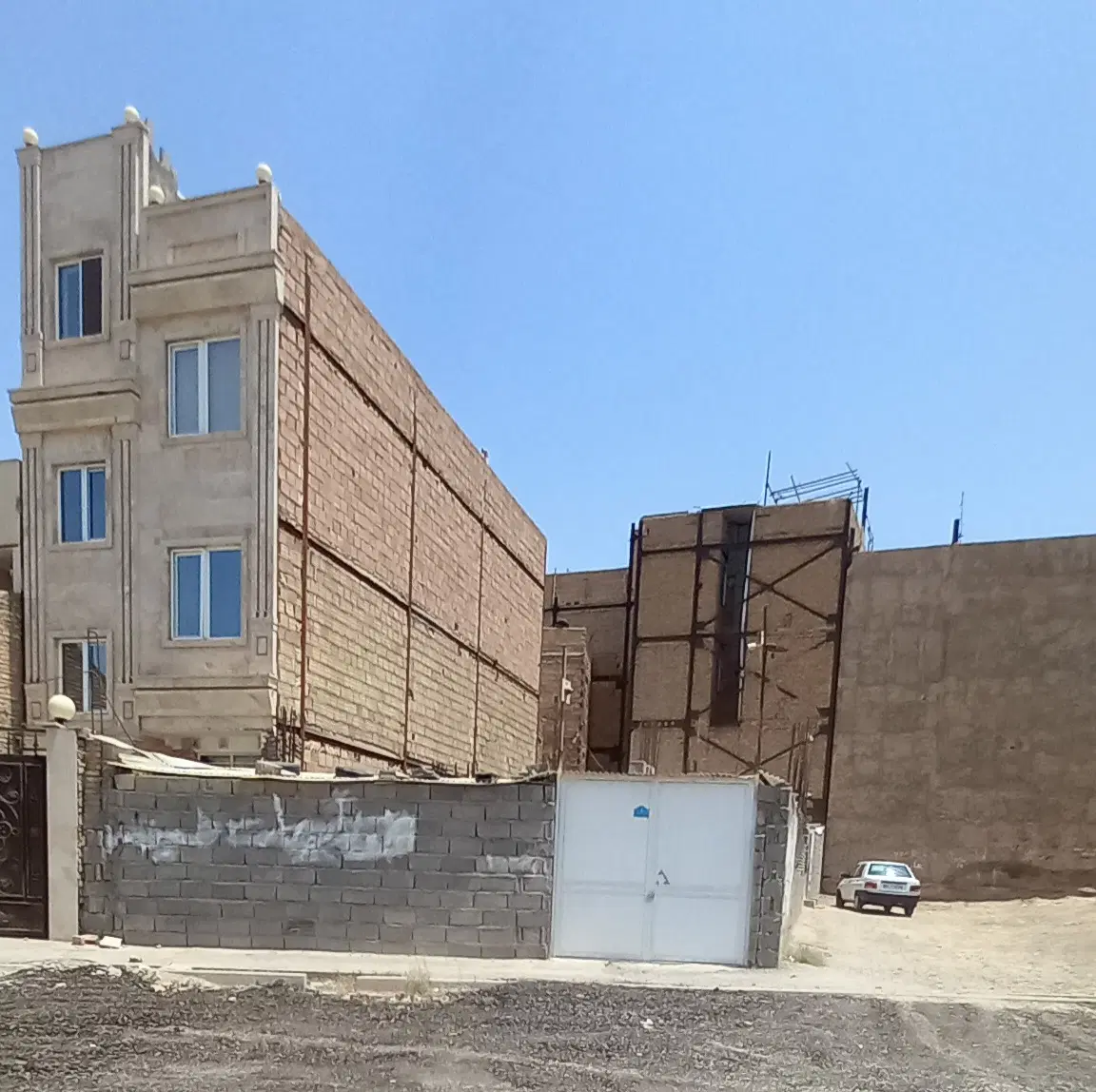 زمین آماده ساخت