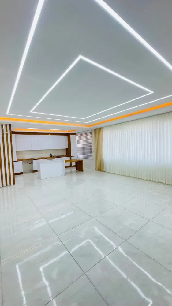 اپارتمان انتهای بلوار کردستان