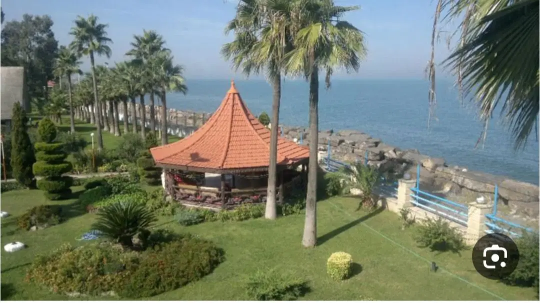 ۲۵۰مترزمین دریاکنار