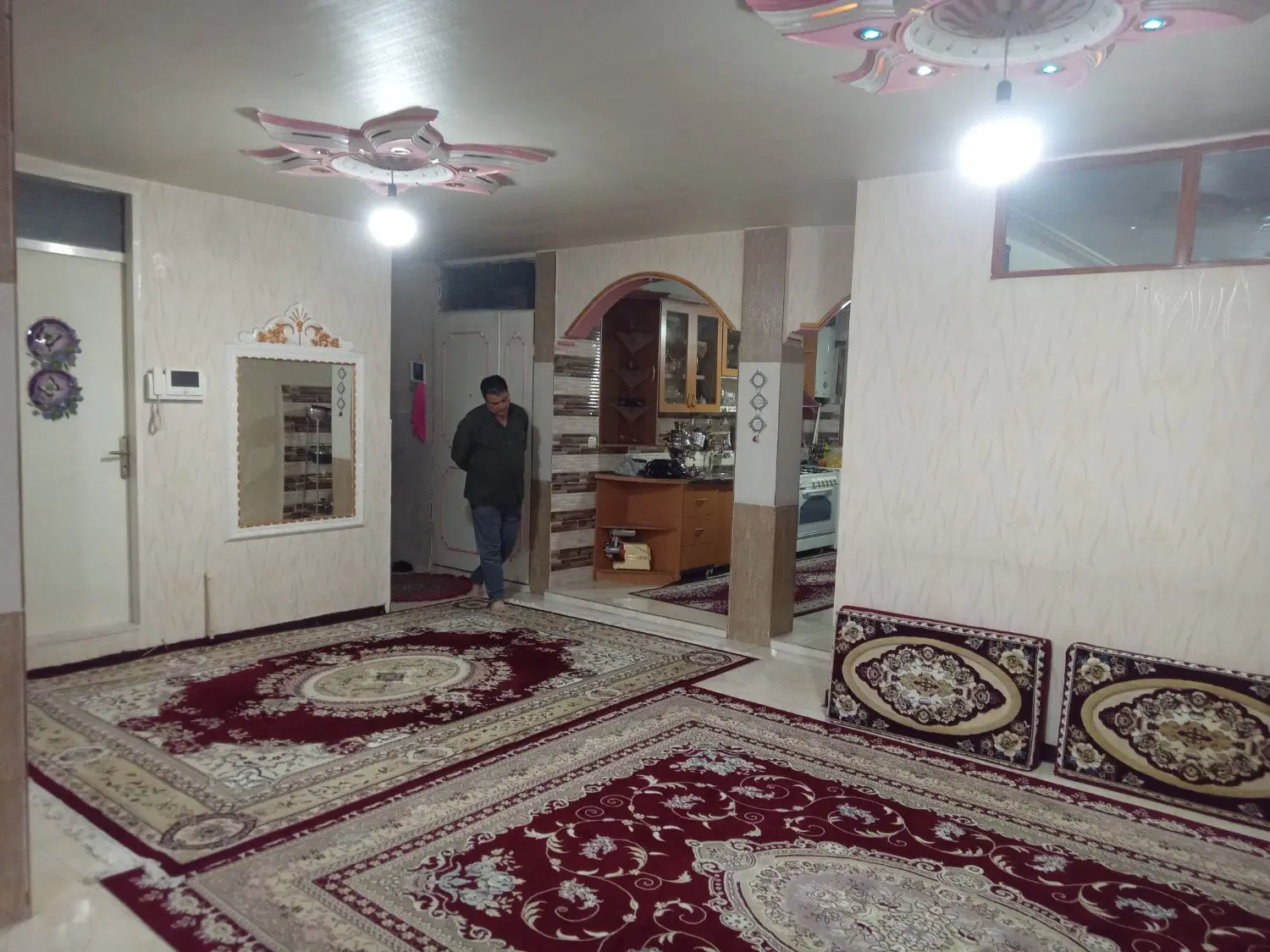 ۱۶۵ متر ویلایی همکف سند دار حیاط مستقل