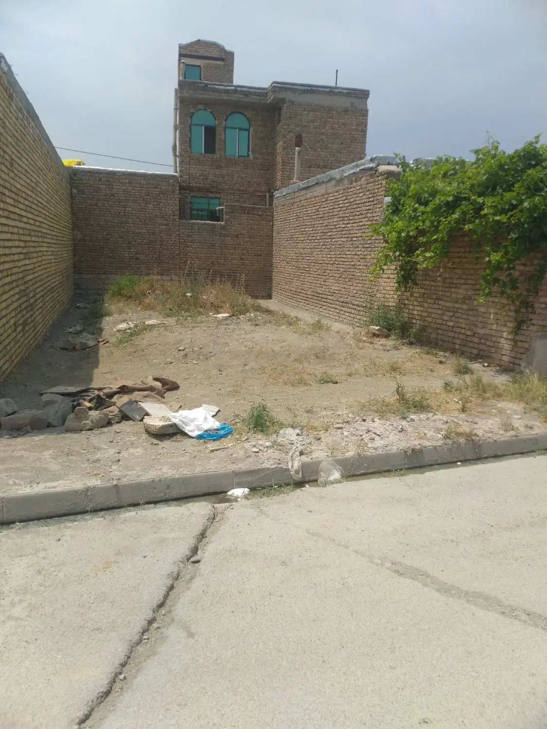 زمین کوی سالار