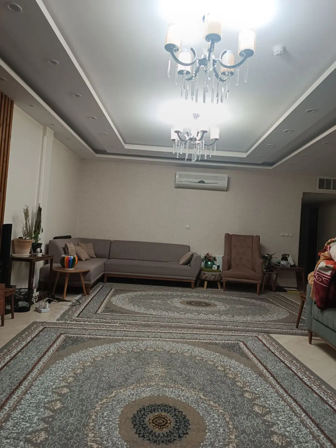 فروش ۳ خوابه جمهوری