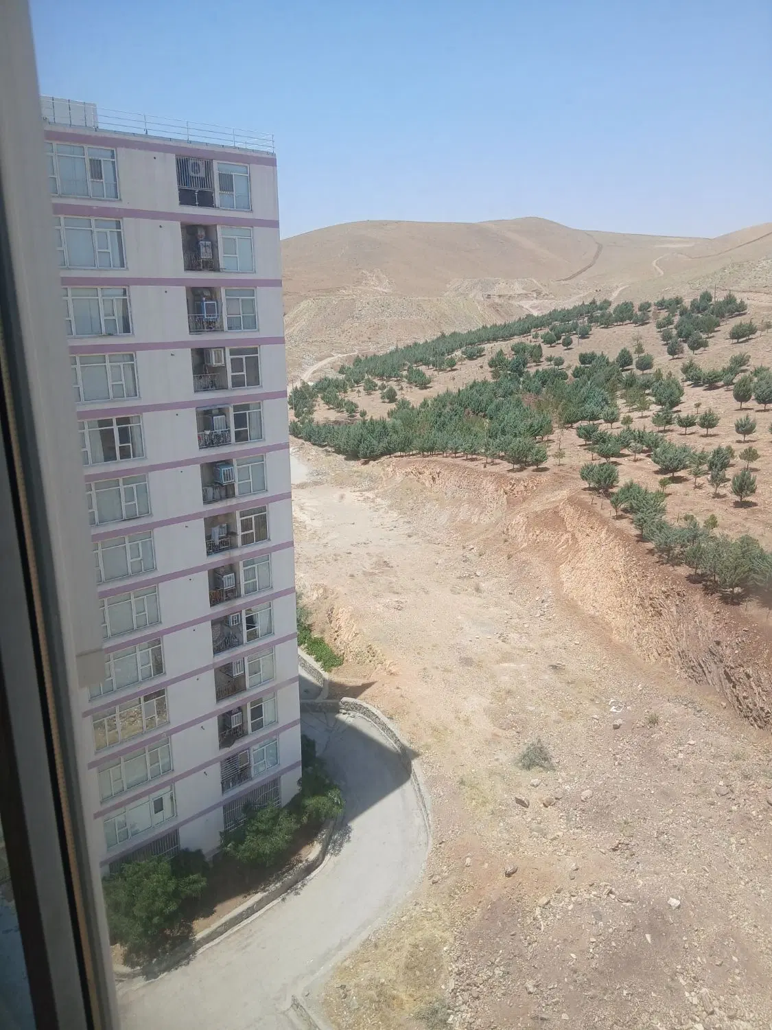 90متر یاس 3طبقه ۱۱  فول امکانات