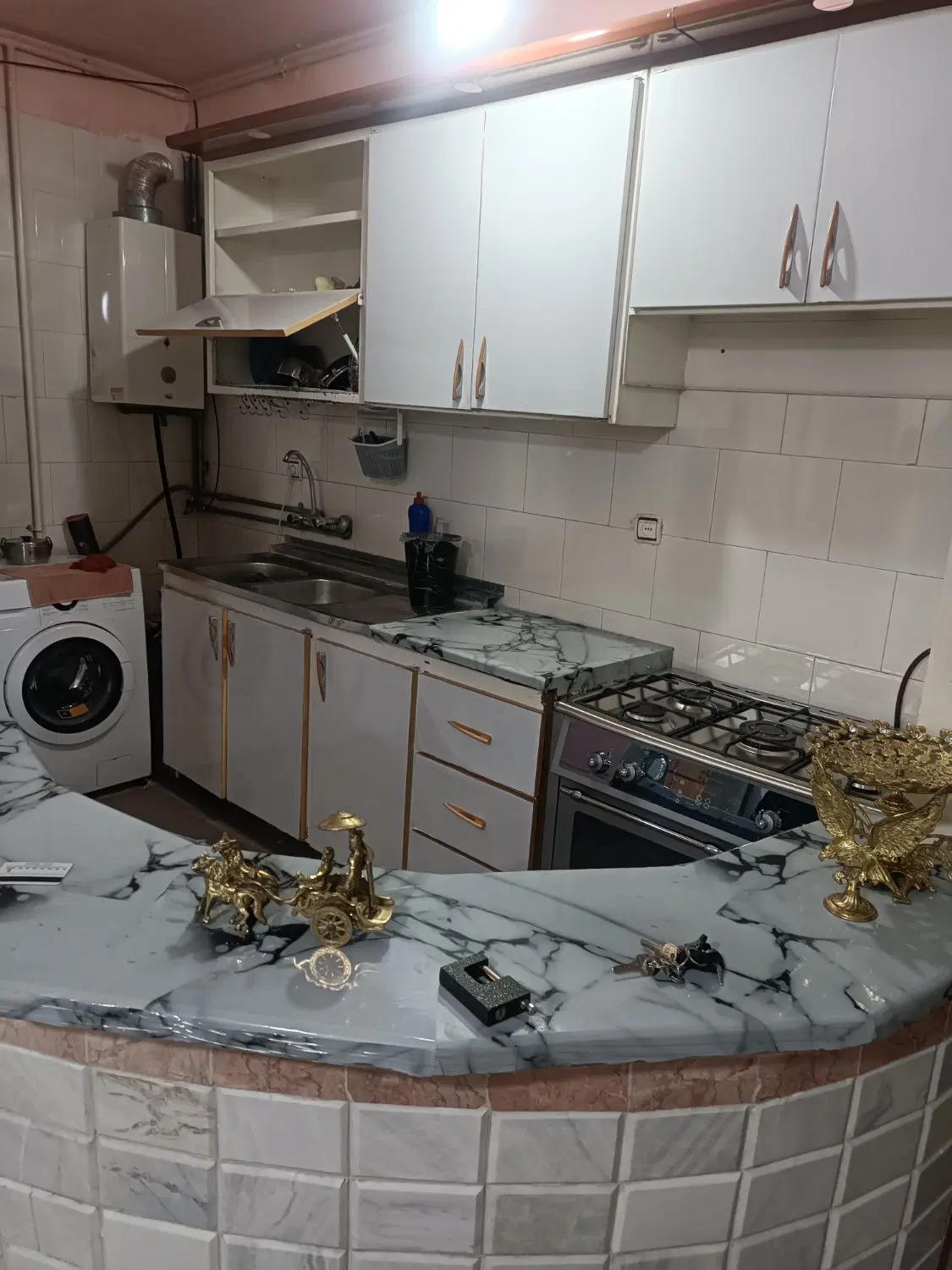 آپارتمان حدود ۶۰ من در مجتمع همت