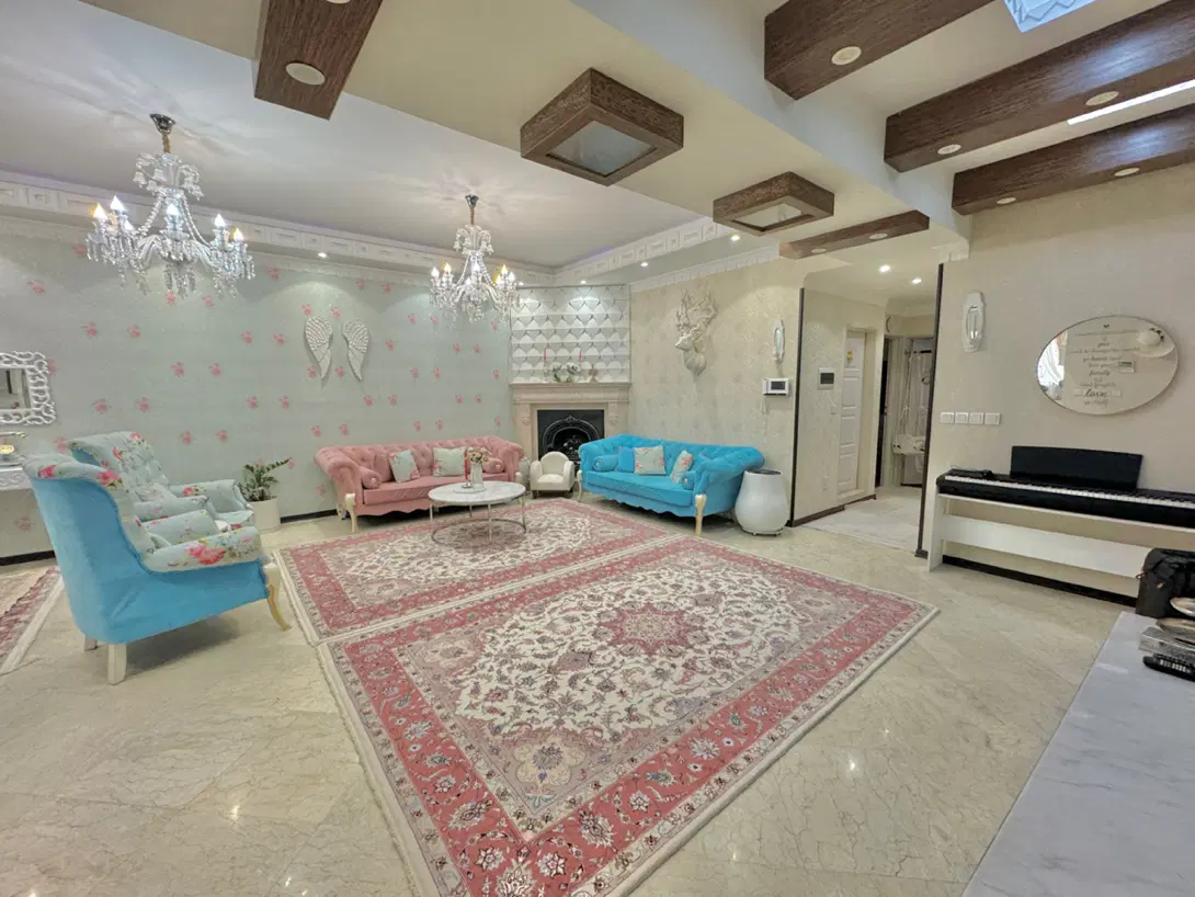۱۳۰ متر دور بهترین میدان نارمک دو پارکینگ ویو ابدی