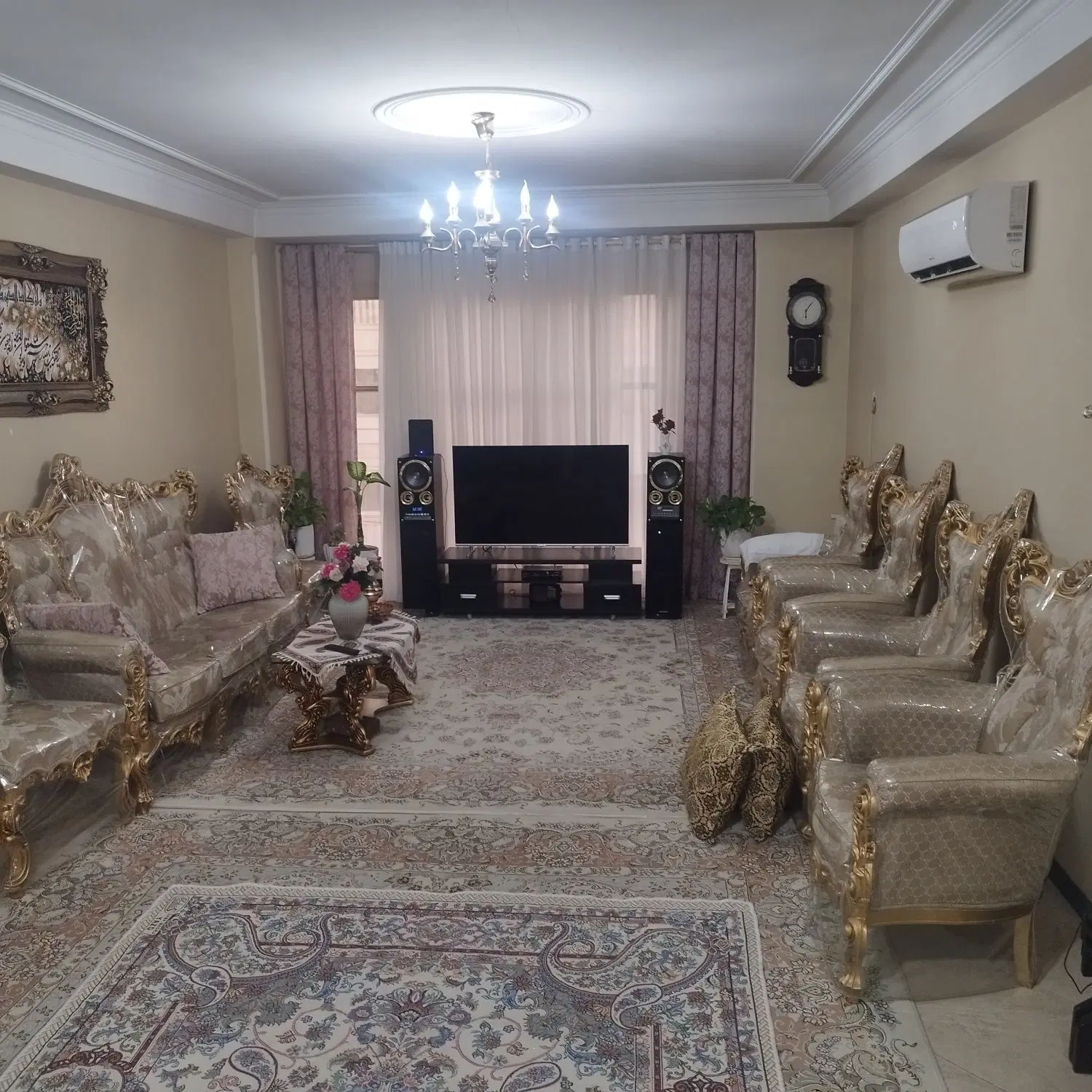واحد 83 متری رو ب نما بلوار شهرداری