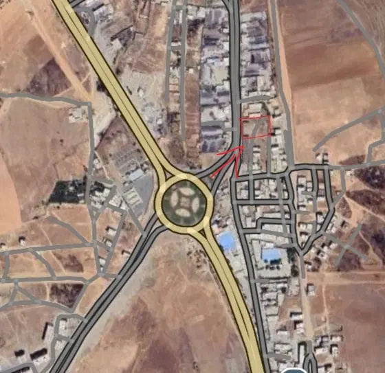 قواره زمین در میدان امام رضا