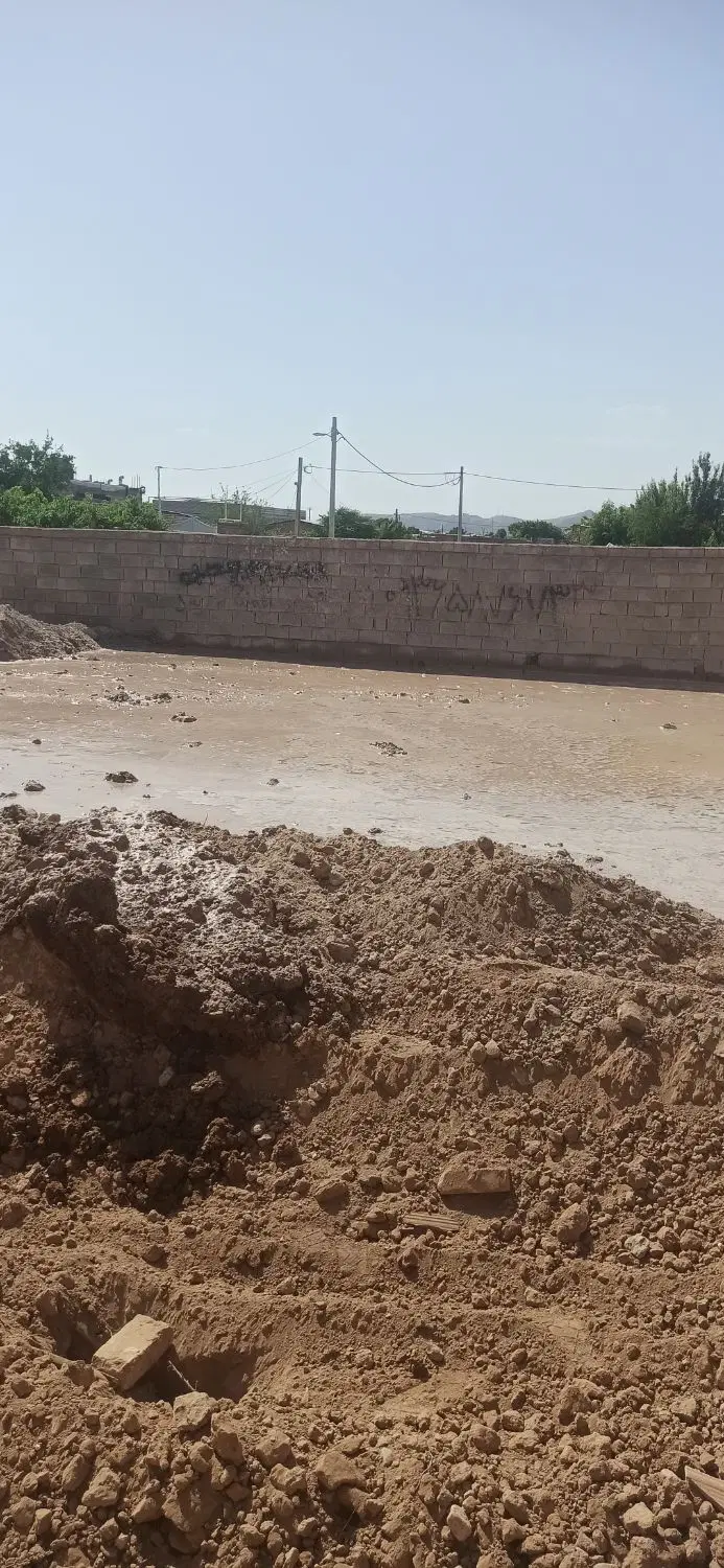 زمین حسین اباد 12قصب شفته شده