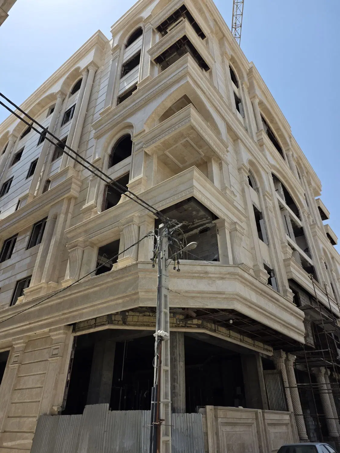 فروش واحد اپارتمانی 226
