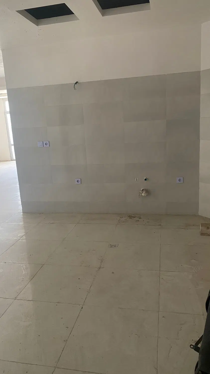 آپارتمان ۱۱۵ متری نوساز و کلیدنخورده