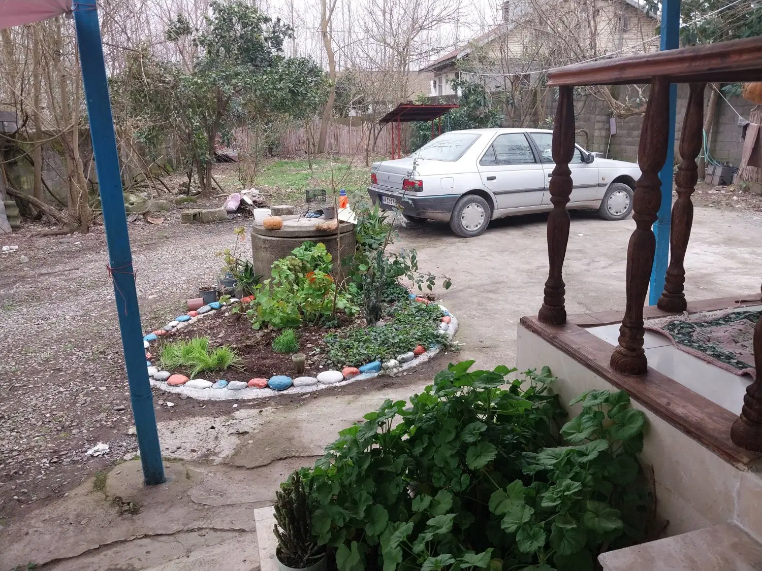 ویلای جنگلی دارای حیاط بزرگ و دلباز