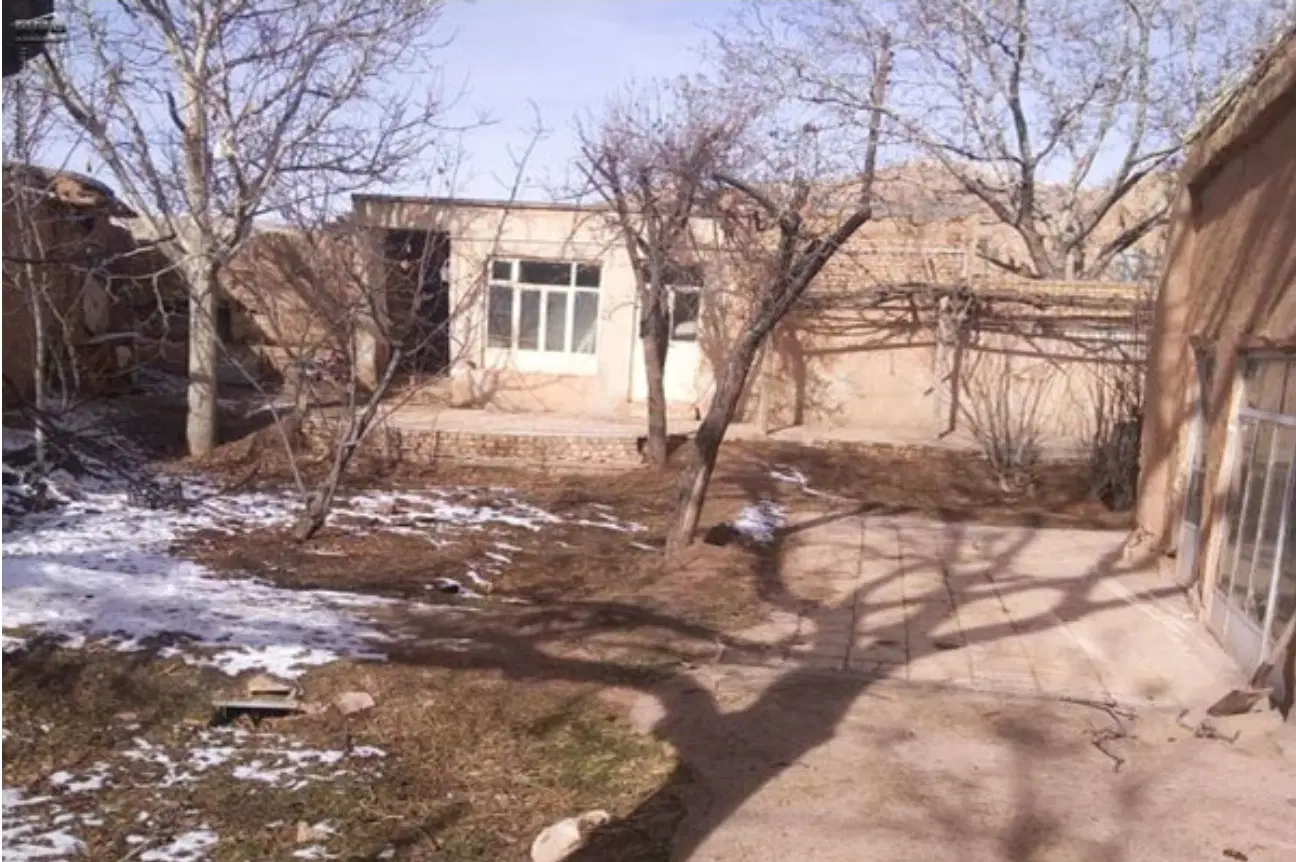 حیاط دوکله جوادیه