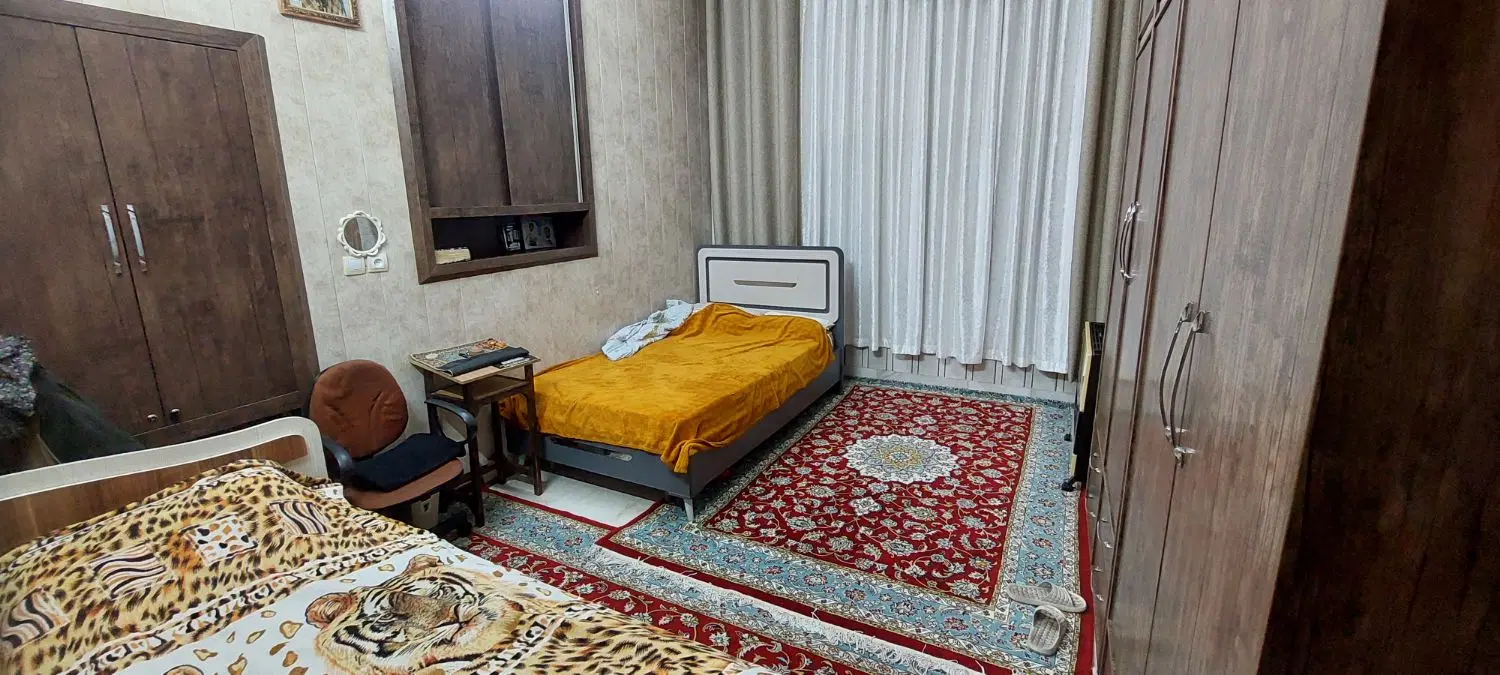 ۴۰۰متر آپارتمان ۲طبقه ویلایی ۴خوابه شیک