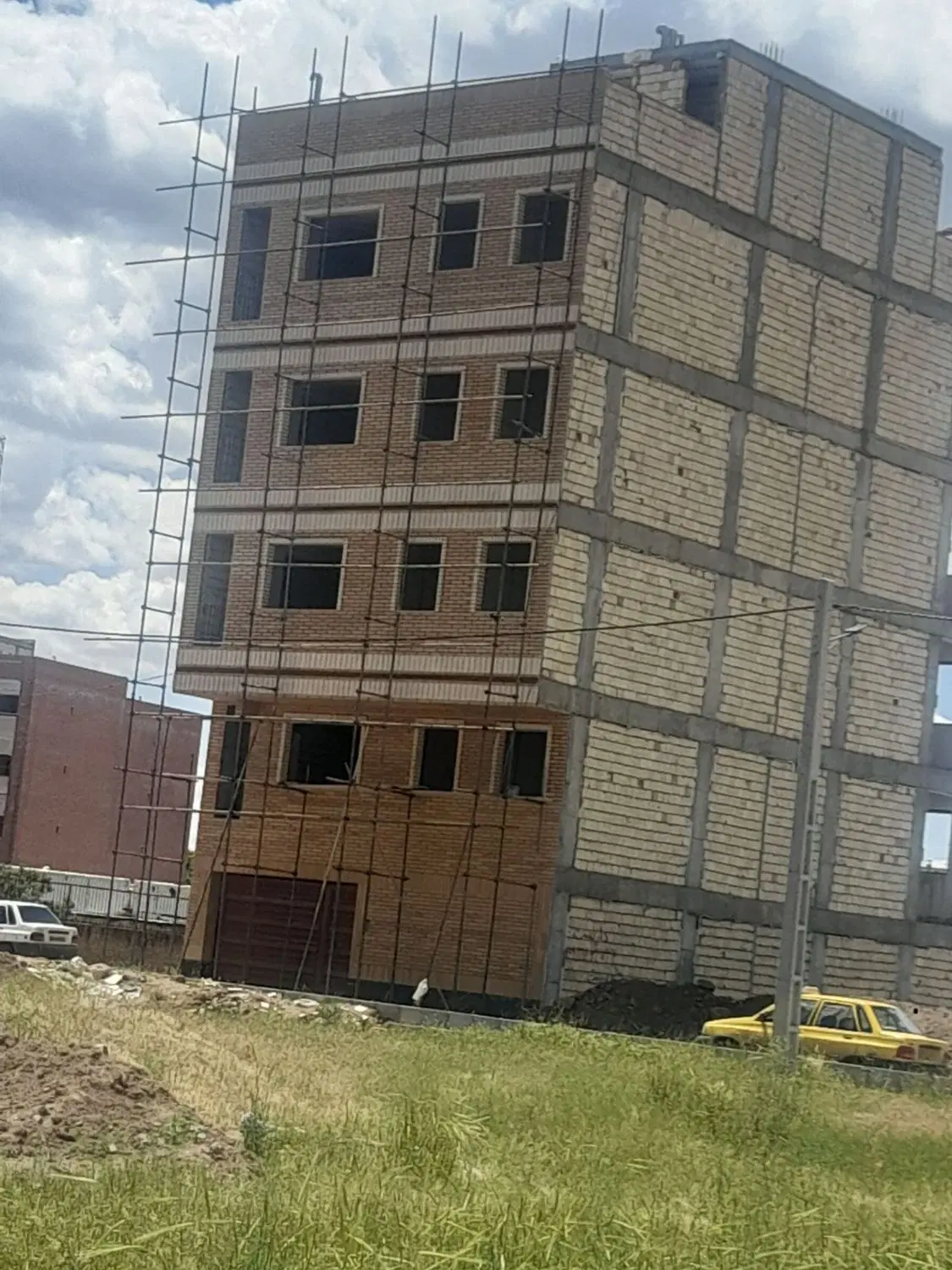 آپارتمان کامرانیه ۷۸ متری
