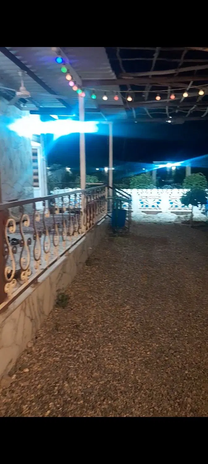 باغ ویلا ۱۲۰۰  متر سند ششدانگ، آب، برق،گاز