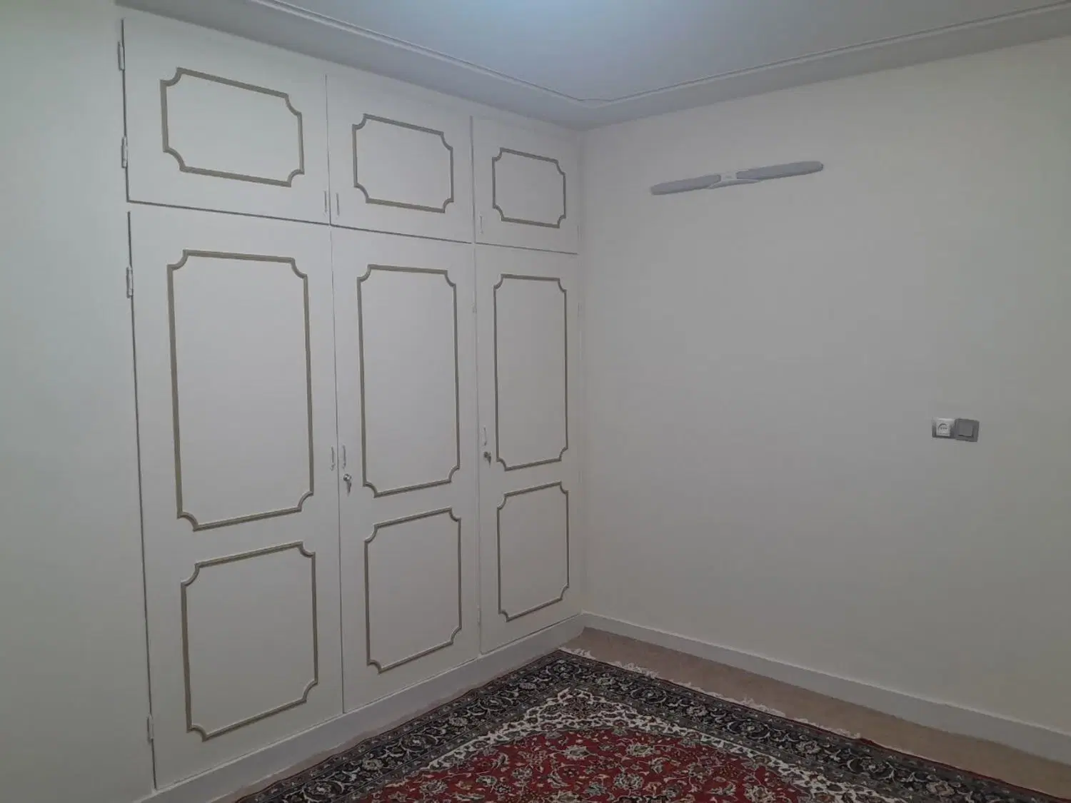 ابزاریان تک واحدی ۱۰۰ متری