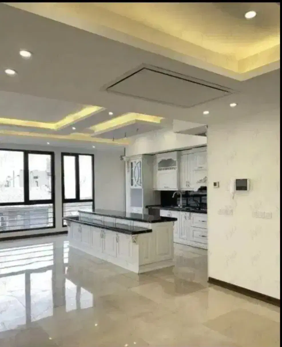 ۱۰۰ متر_۲خواب_تاپ لوکیشن_غرق در نور آفتاب