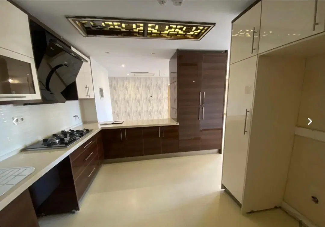 ۹۶متر(تاپ لوکیشن)