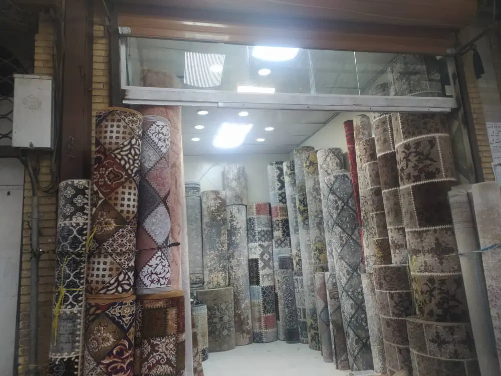 مغازه خیابان انقلاب