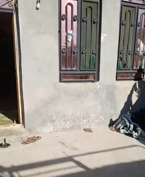 یک دستگاه خانه دوواحد دوامتیاز برق گاز آب