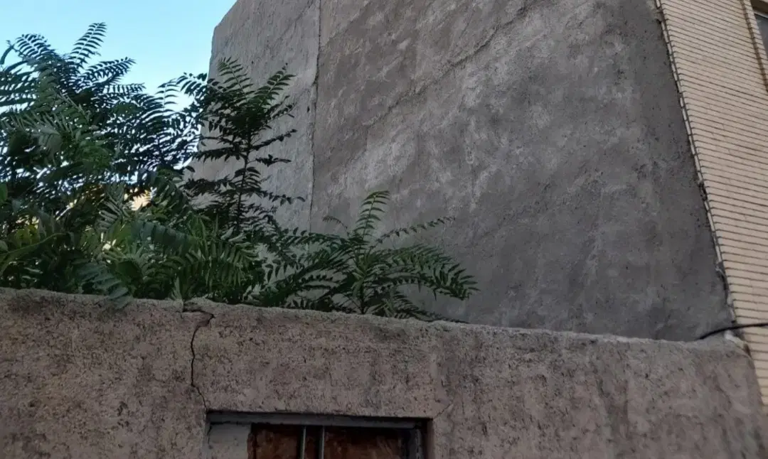 فروش و معاوضه زمین با پروانه ساخت زبردست کارپیشه