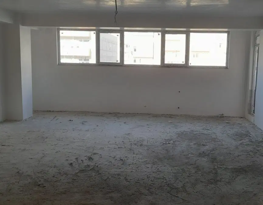 رهن اجاره همکف ۶۰ متری در عباسی