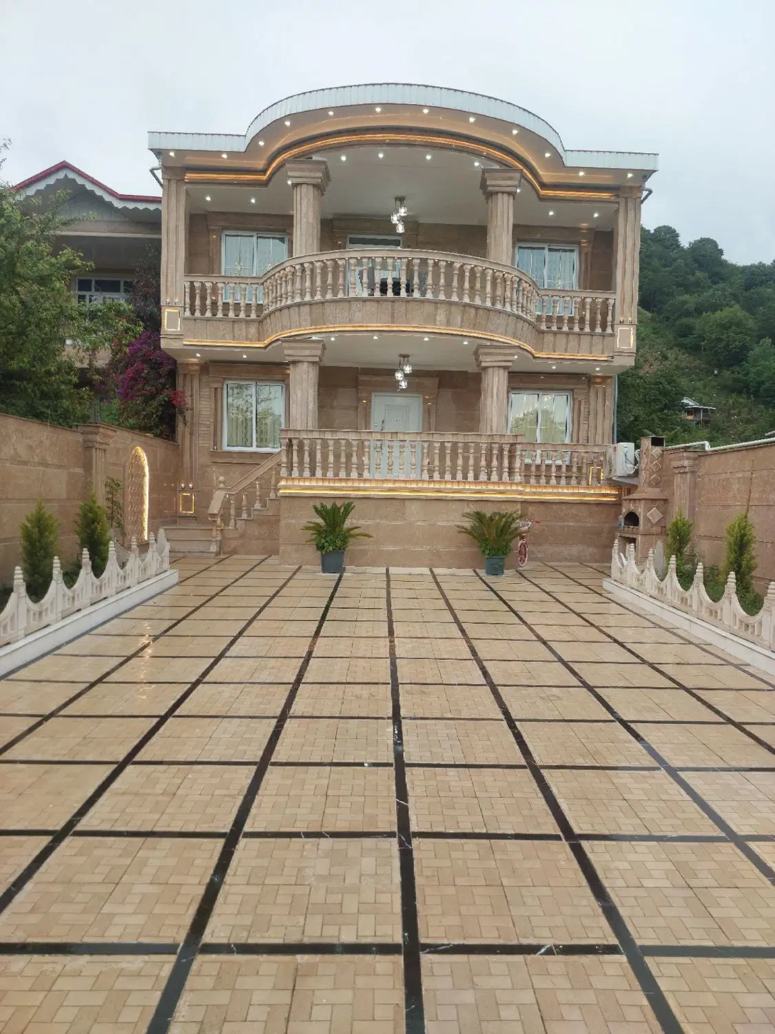 مرکز اجاره ویلاهای استخردار در آستارا